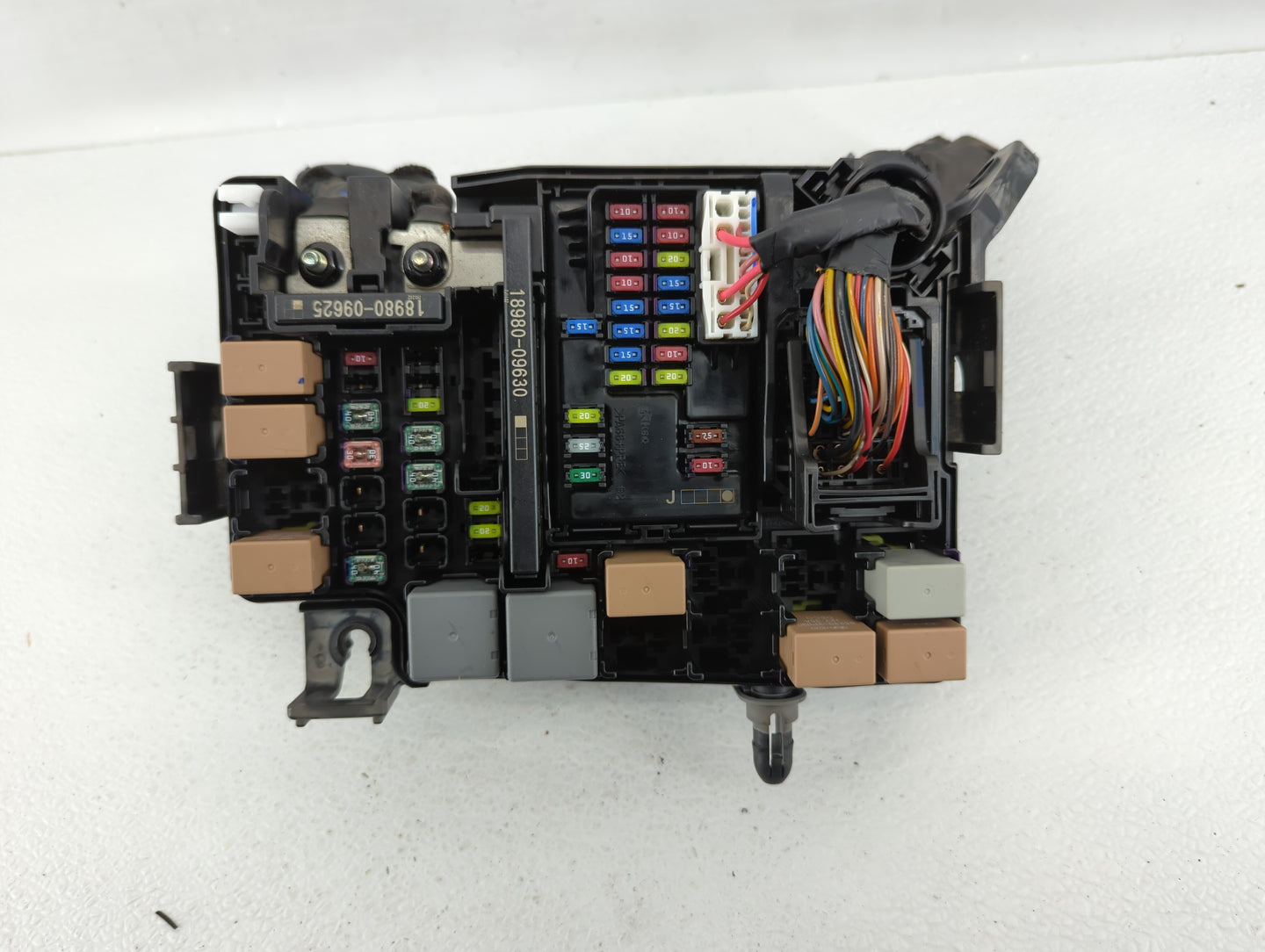 2018 Hyundai Elantra Fusebox Fuse Box Panel Relay Module P/N:91956-F2022 Fits OEM Used Auto Parts - Oemusedautoparts1.com