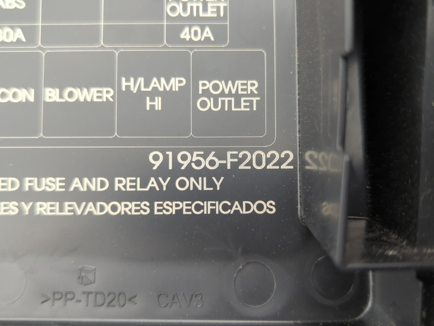 2018 Hyundai Elantra Fusebox Fuse Box Panel Relay Module P/N:91956-F2022 Fits OEM Used Auto Parts - Oemusedautoparts1.com