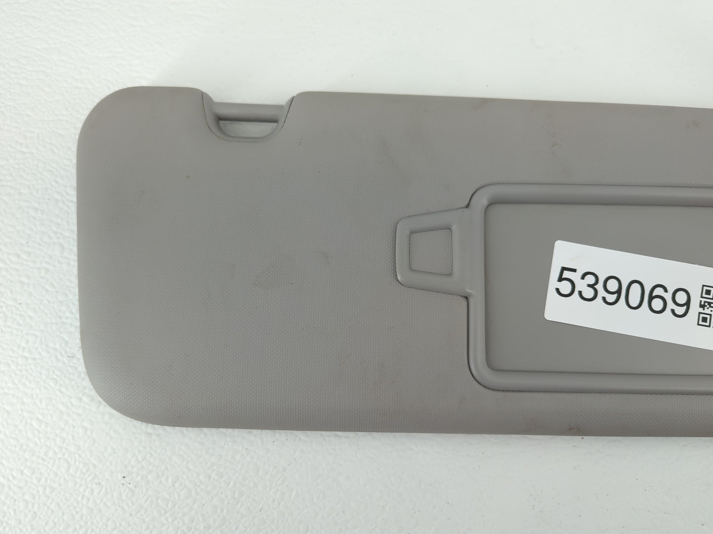 2017-2020 Hyundai Elantra Sun Visor Shade Replacement Passenger Right Mirror Fits Fits 2017 2018 2019 2020 OEM Used Auto Par