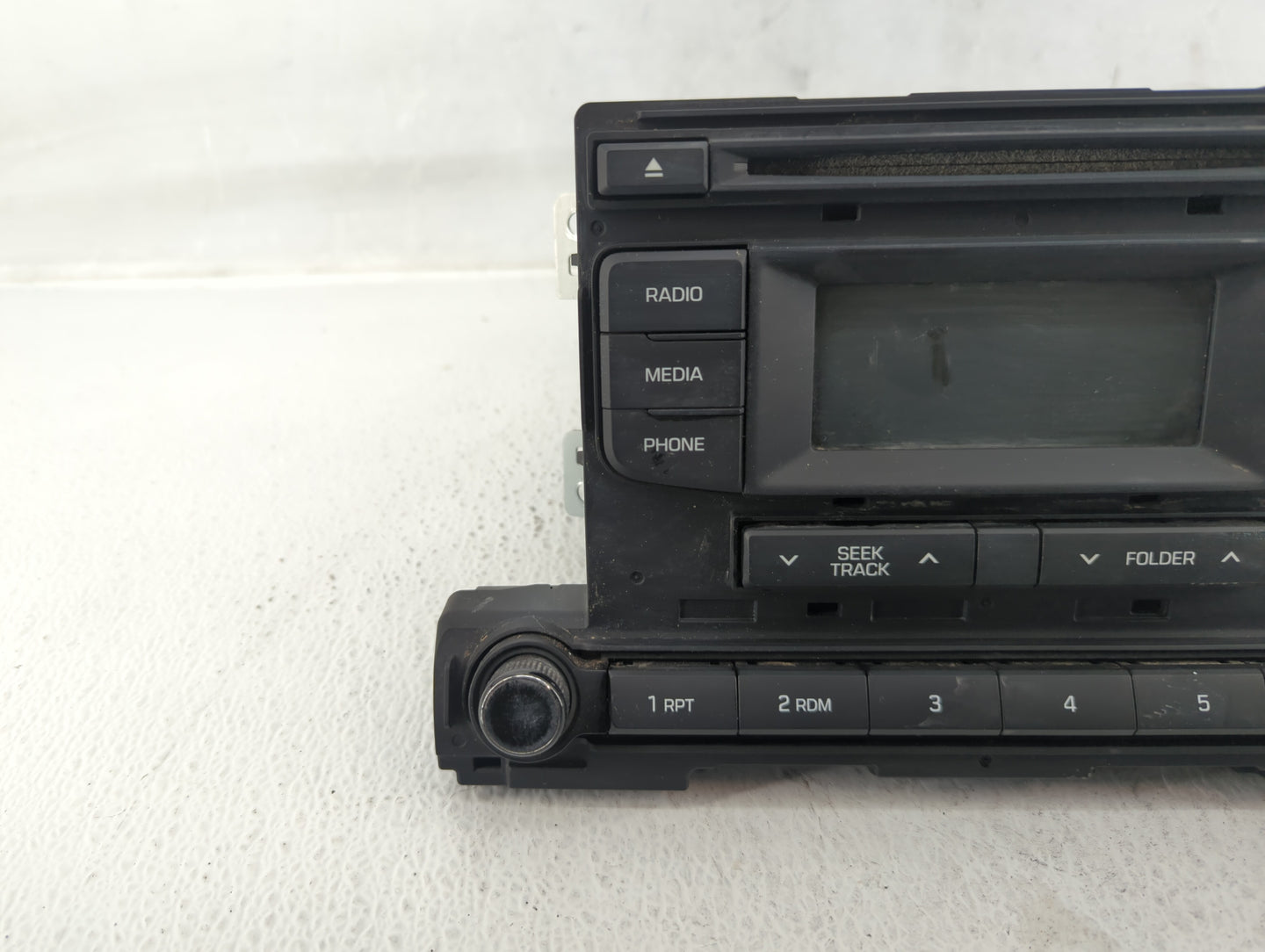 2017-2018 Hyundai Elantra Radio AM FM Cd Player Receiver Replacement P/N:96170-F2100UAT Fits Fits 2017 2018 OEM Used Auto Pa