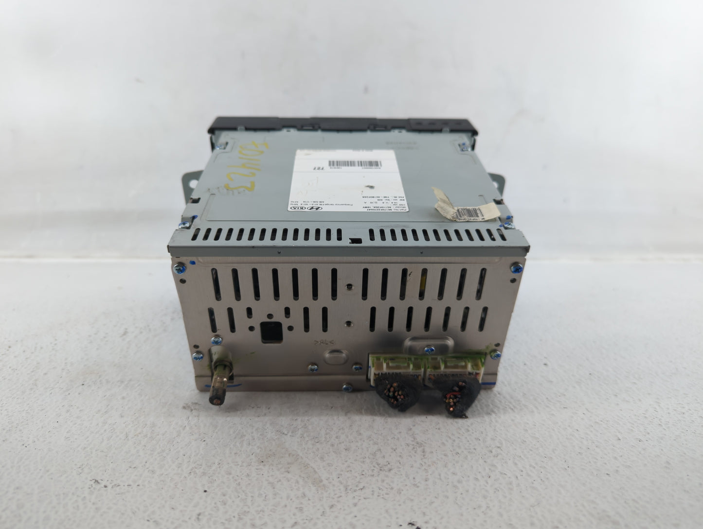 2017-2018 Hyundai Elantra Radio AM FM Cd Player Receiver Replacement P/N:96170-F2100UAT Fits Fits 2017 2018 OEM Used Auto Pa