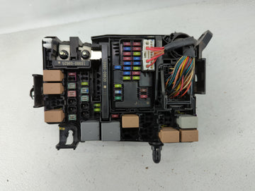 2018 Hyundai Elantra Fusebox Fuse Box Panel Relay Module P/N:91956-F2022 Fits OEM Used Auto Parts