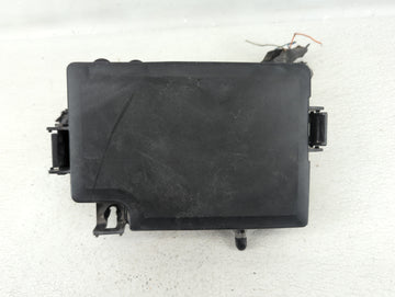 2018 Hyundai Elantra Fusebox Fuse Box Panel Relay Module P/N:91219 G3200 Fits OEM Used Auto Parts - Oemusedautoparts1.com