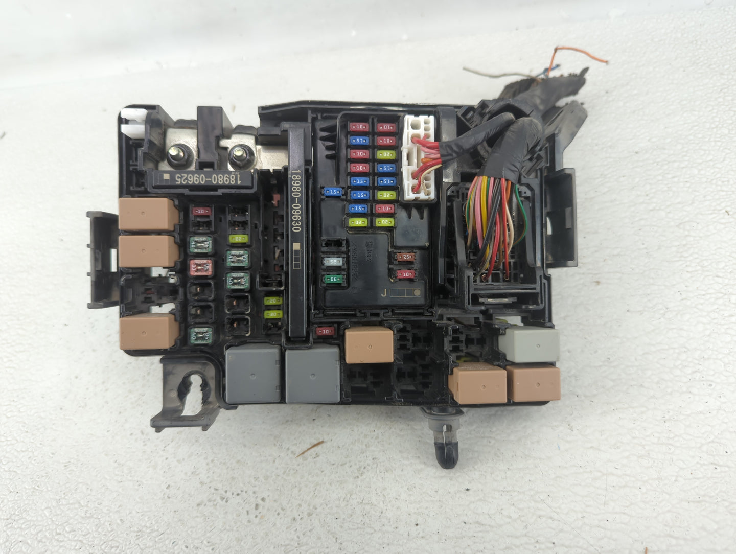 2018 Hyundai Elantra Fusebox Fuse Box Panel Relay Module P/N:91219 G3200 Fits OEM Used Auto Parts - Oemusedautoparts1.com