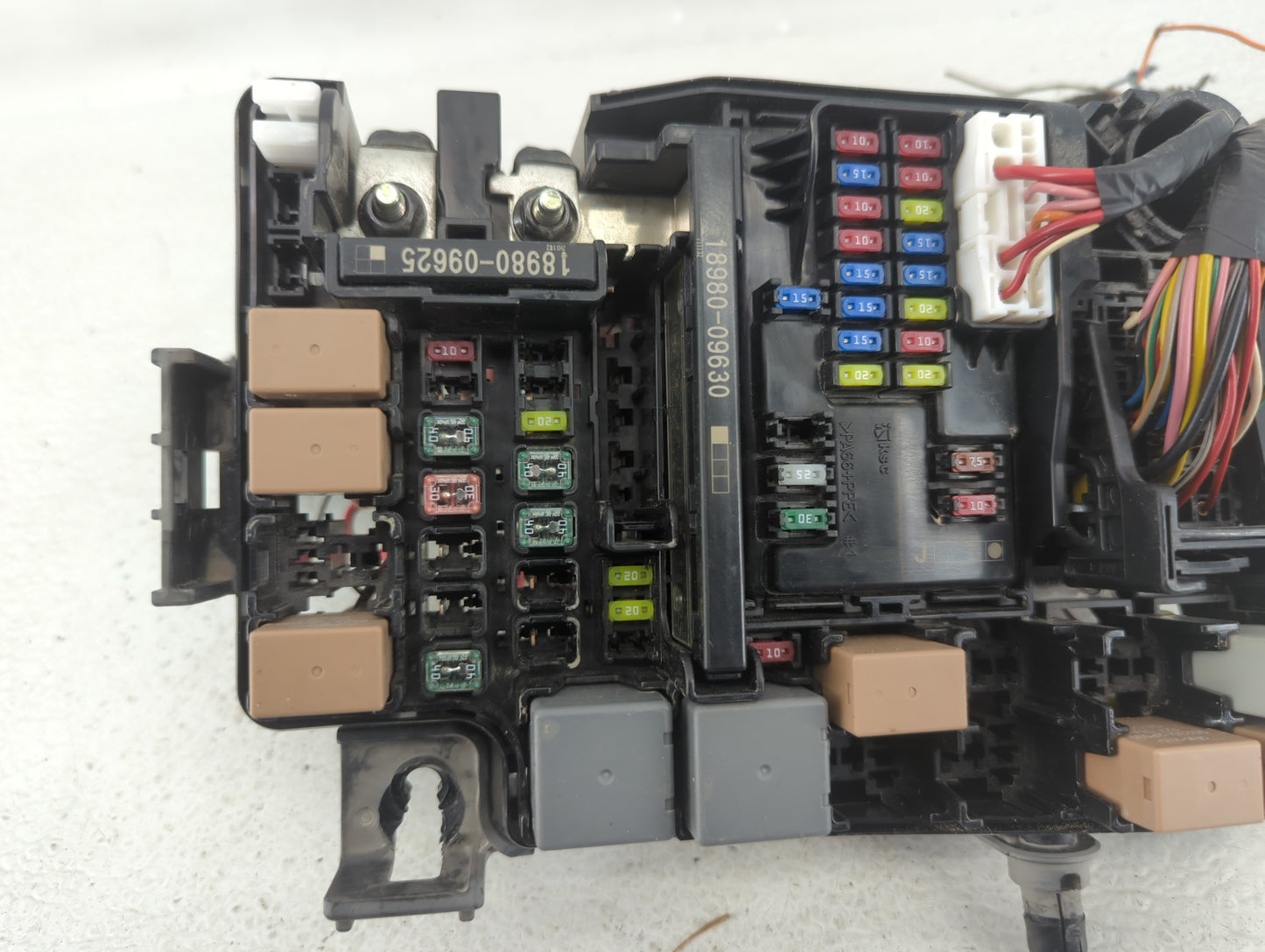 2018 Hyundai Elantra Fusebox Fuse Box Panel Relay Module P/N:91219 G3200 Fits OEM Used Auto Parts - Oemusedautoparts1.com