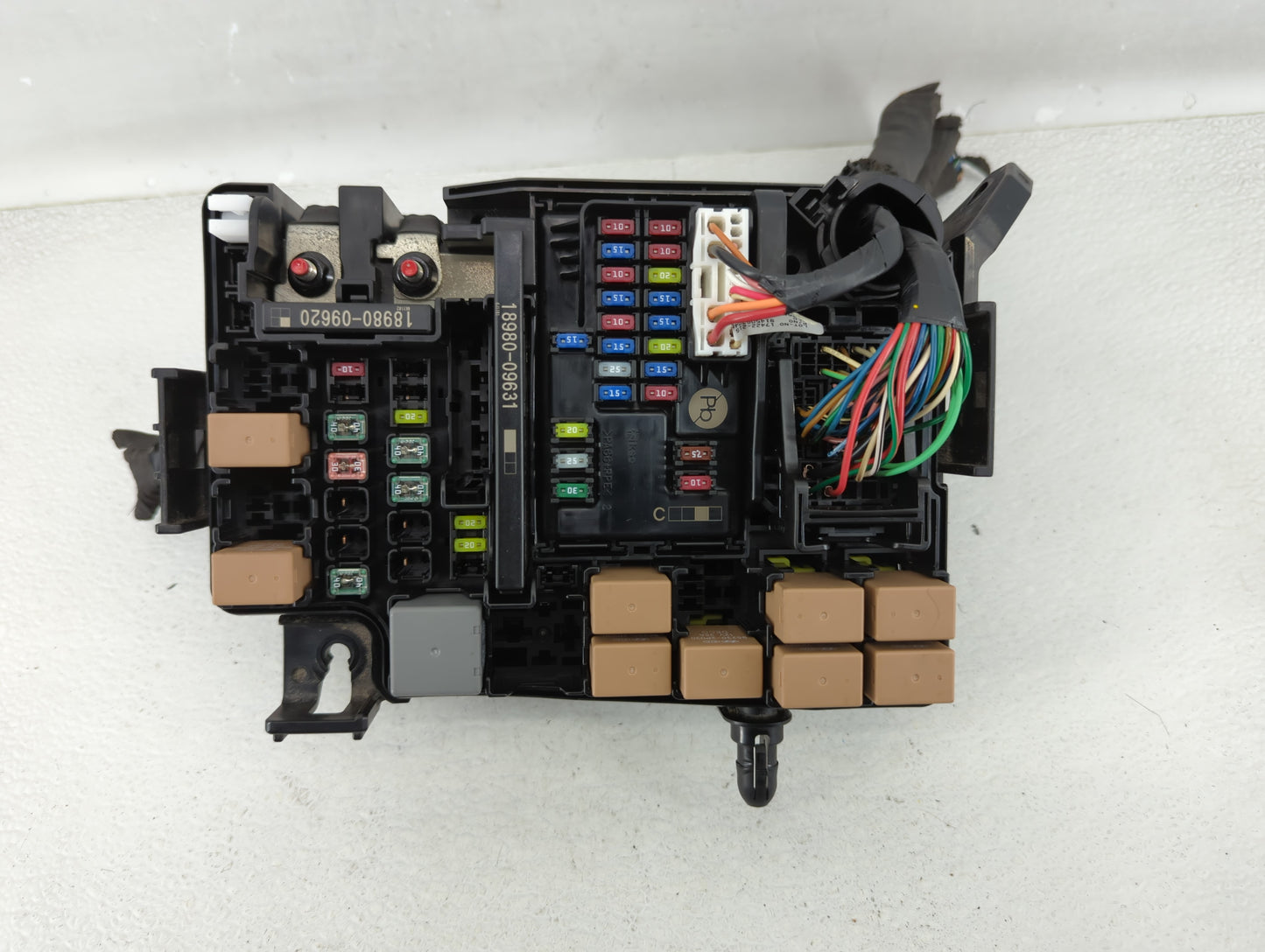 2018 Hyundai Elantra Fusebox Fuse Box Panel Relay Module P/N:170425 5117421026 Fits OEM Used Auto Parts - Oemusedautoparts1.