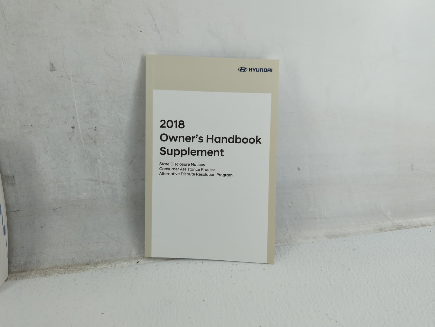 2018 Hyundai Elantra Owners Manual Book Guide OEM Used Auto Parts - Oemusedautoparts1.com