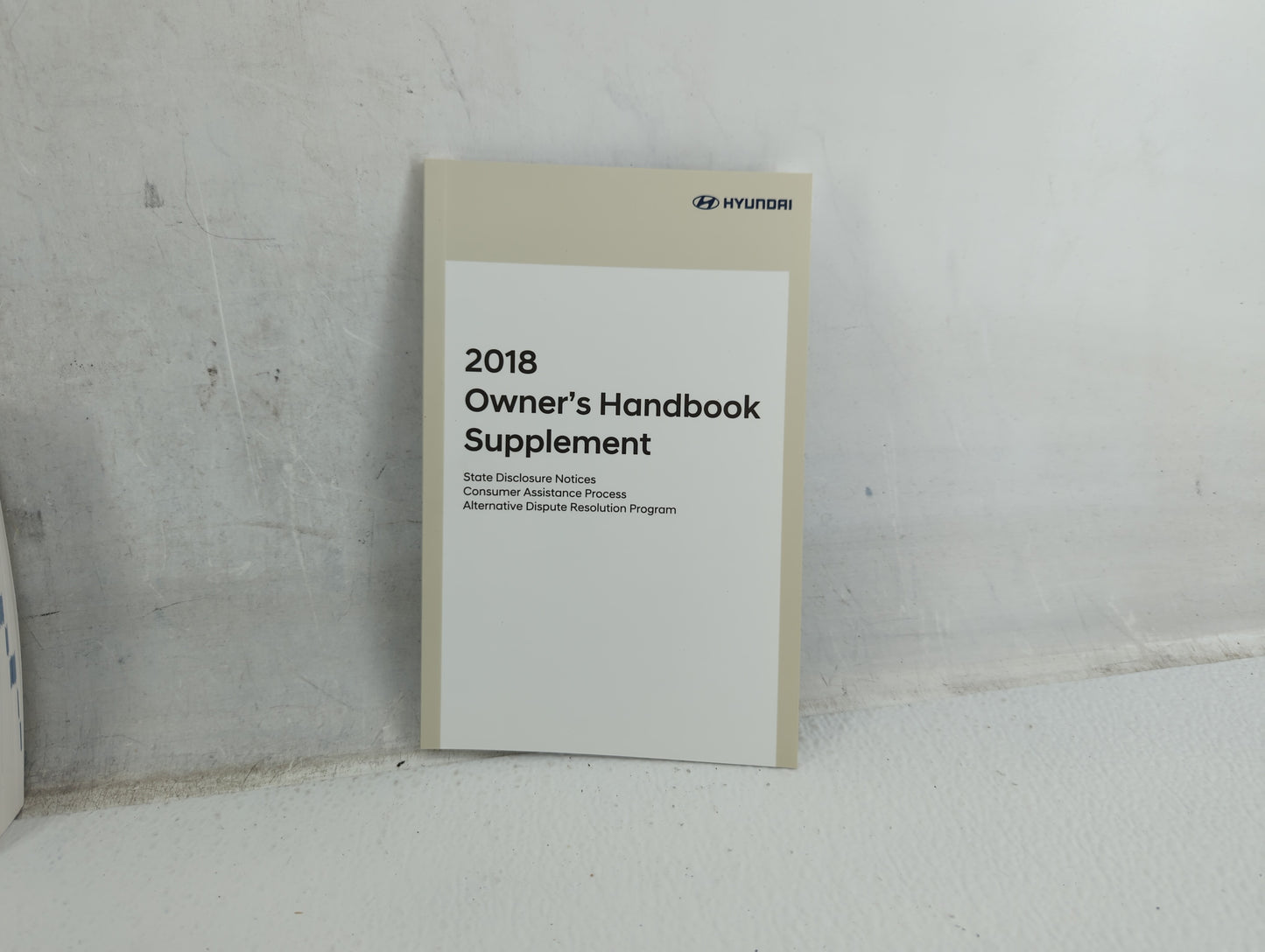 2018 Hyundai Elantra Owners Manual Book Guide OEM Used Auto Parts - Oemusedautoparts1.com
