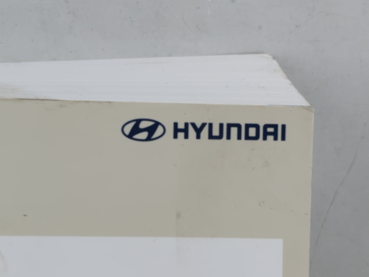 2018 Hyundai Elantra Owners Manual Book Guide P/N:JF30-EU87J OEM Used Auto Parts - Oemusedautoparts1.com