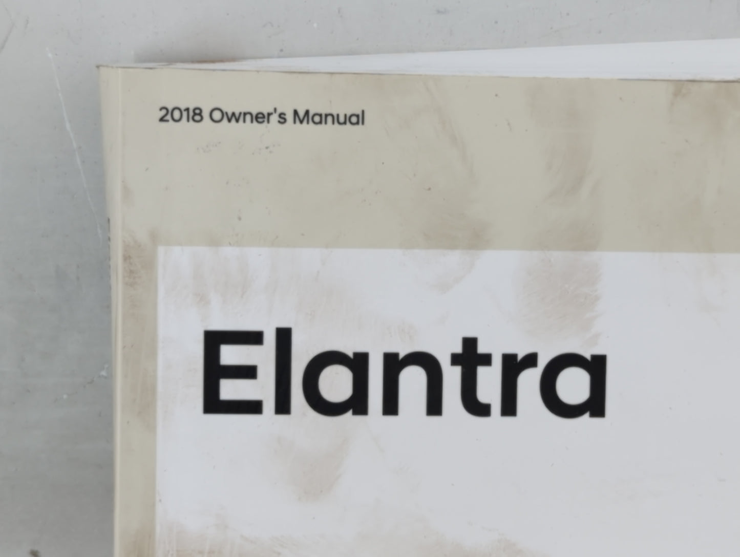 2018 Hyundai Elantra Owners Manual Book Guide P/N:JF30-EU87J OEM Used Auto Parts - Oemusedautoparts1.com