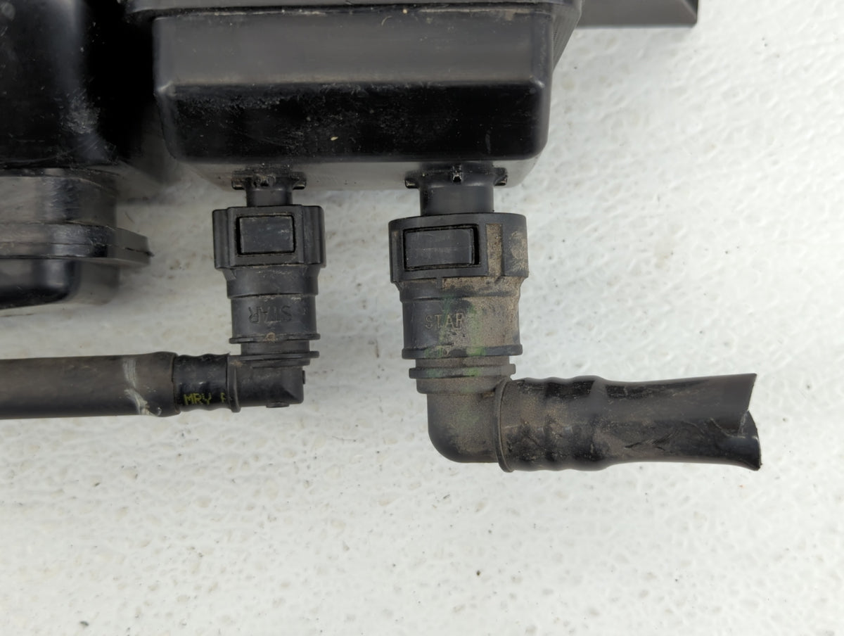 2018 Hyundai Elantra Fuel Vapor Charcoal Canister 558502 - Oemusedautoparts1.com