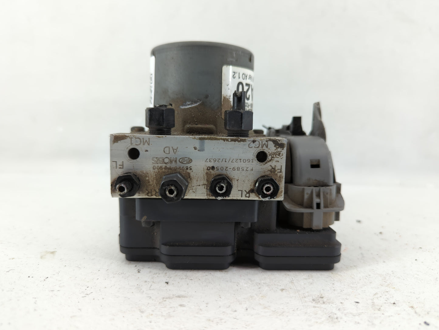 2017-2019 Hyundai Elantra ABS Pump Control Module Replacement P/N:58920-F2500 Fits Fits 2017 2018 2019 OEM Used Auto Parts -