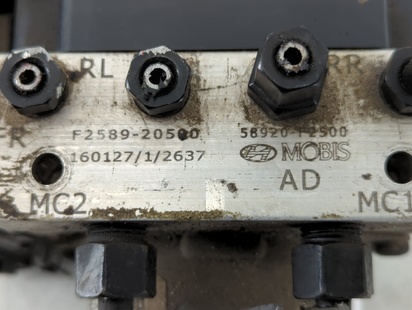 2017-2019 Hyundai Elantra ABS Pump Control Module Replacement P/N:58920-F2500 Fits Fits 2017 2018 2019 OEM Used Auto Parts -
