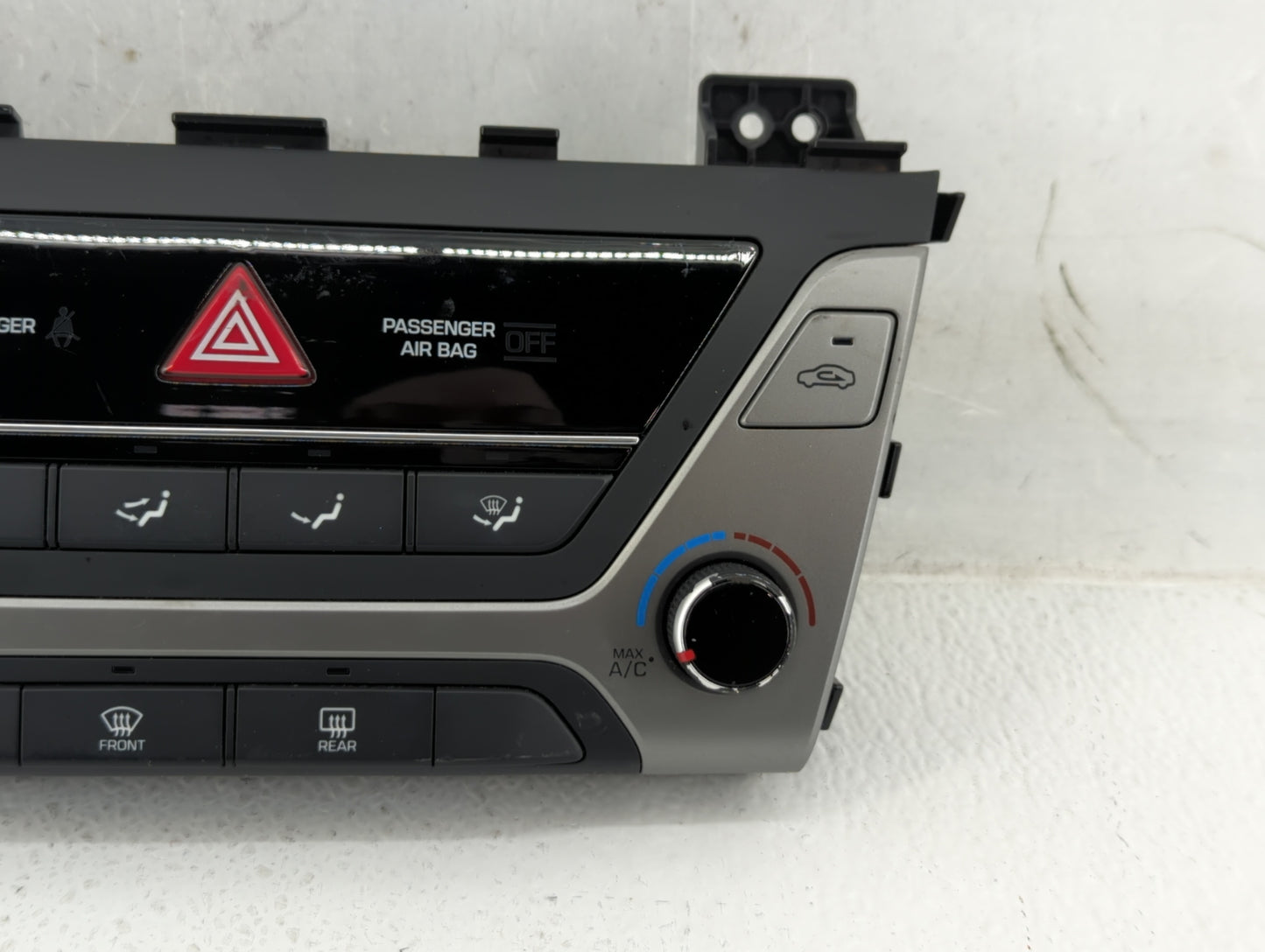 2017-2018 Hyundai Elantra Climate Control Module Temperature AC/Heater Replacement P/N:97250-F20624X Fits Fits 2017 2018 OEM