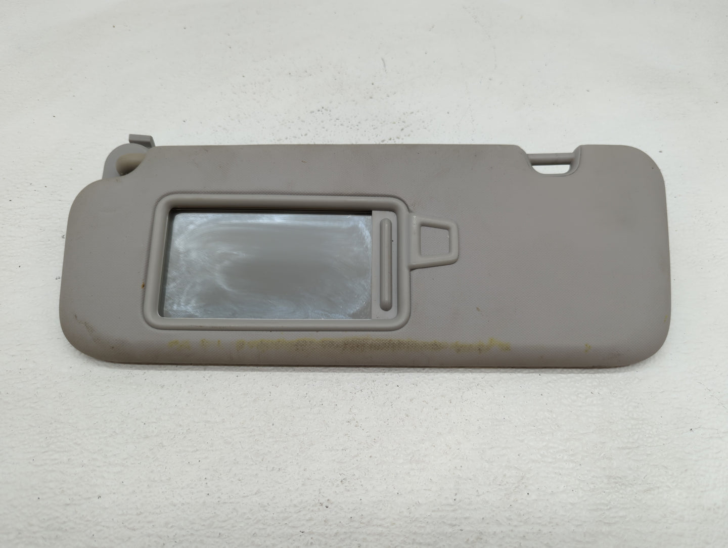 2017-2020 Hyundai Elantra Sun Visor Shade Replacement Passenger Right Mirror Fits Fits 2017 2018 2019 2020 OEM Used Auto Par