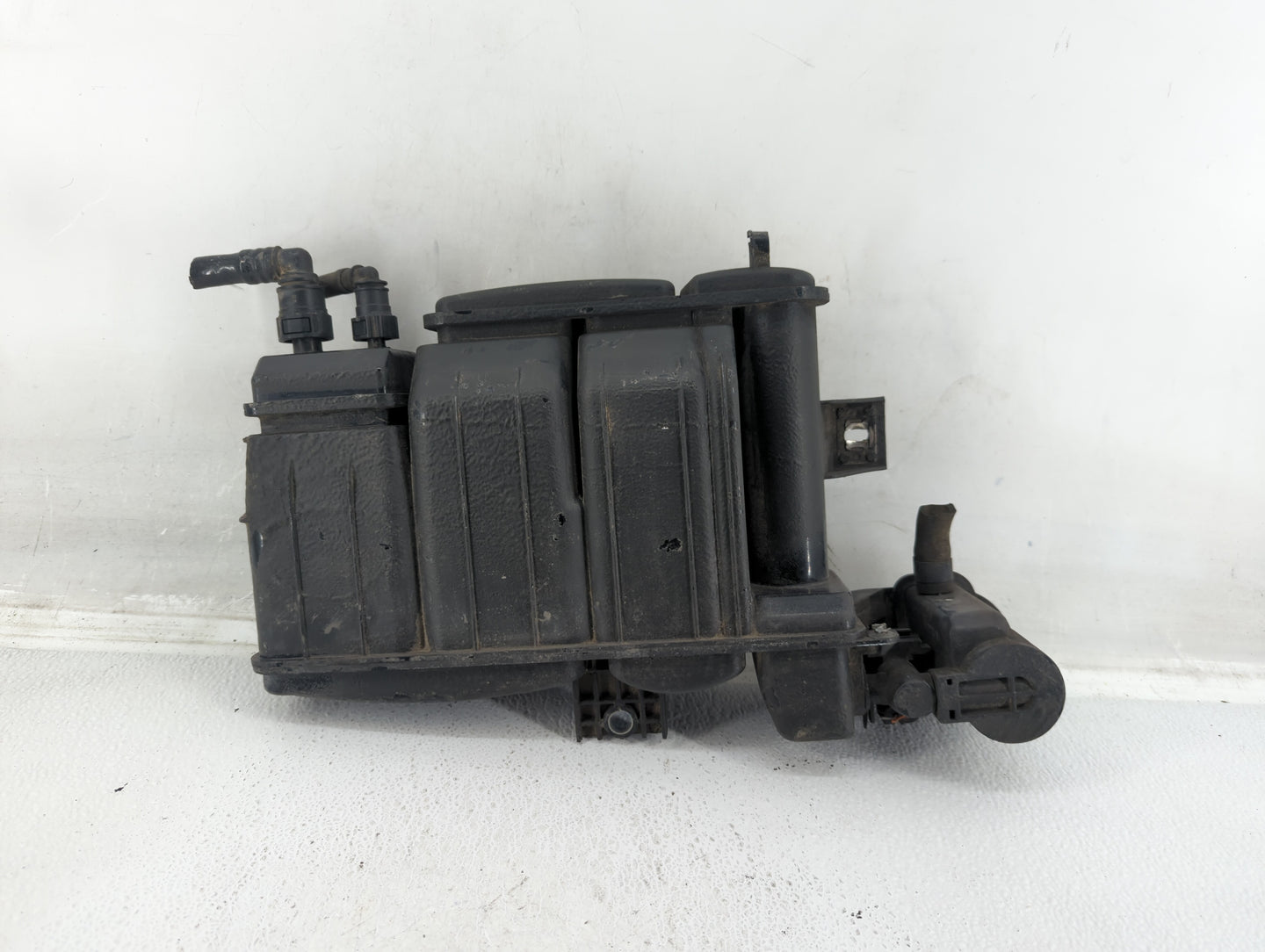 2018 Hyundai Elantra Fuel Vapor Charcoal Canister - Oemusedautoparts1.com