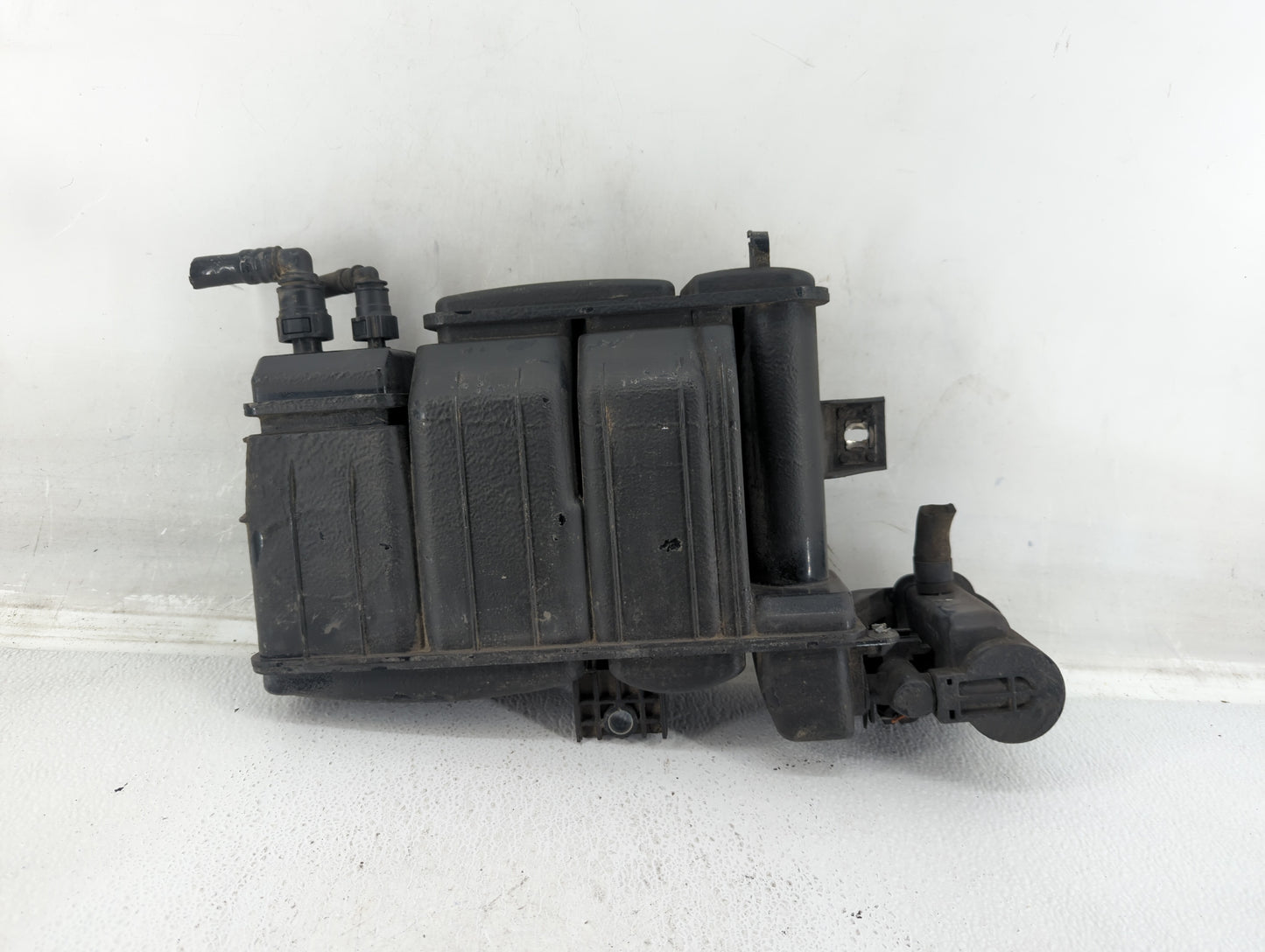 2018 Hyundai Elantra Fuel Vapor Charcoal Canister - Oemusedautoparts1.com