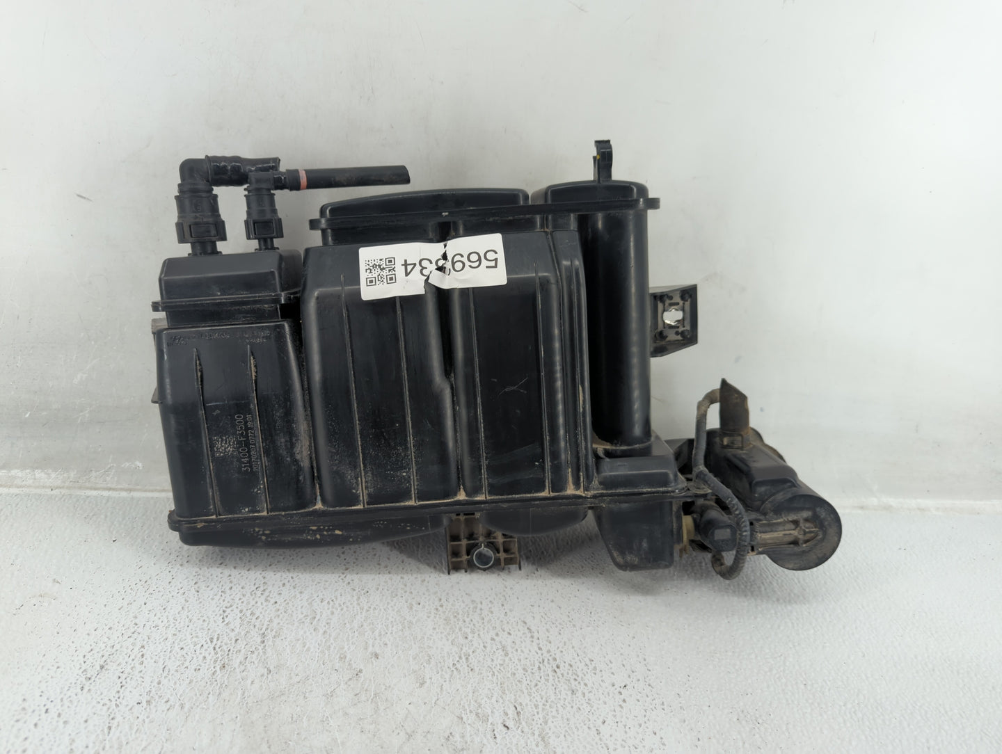 2018 Hyundai Elantra Fuel Vapor Charcoal Canister Black - Oemusedautoparts1.com