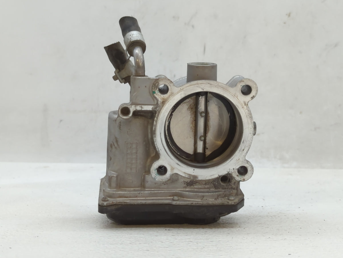 2011-2020 Hyundai Elantra Throttle Body P/N:35100-2E000 Fits Fits 2011 2012 2013 2014 2015 2016 2017 2018 2019 2020 2021 OEM
