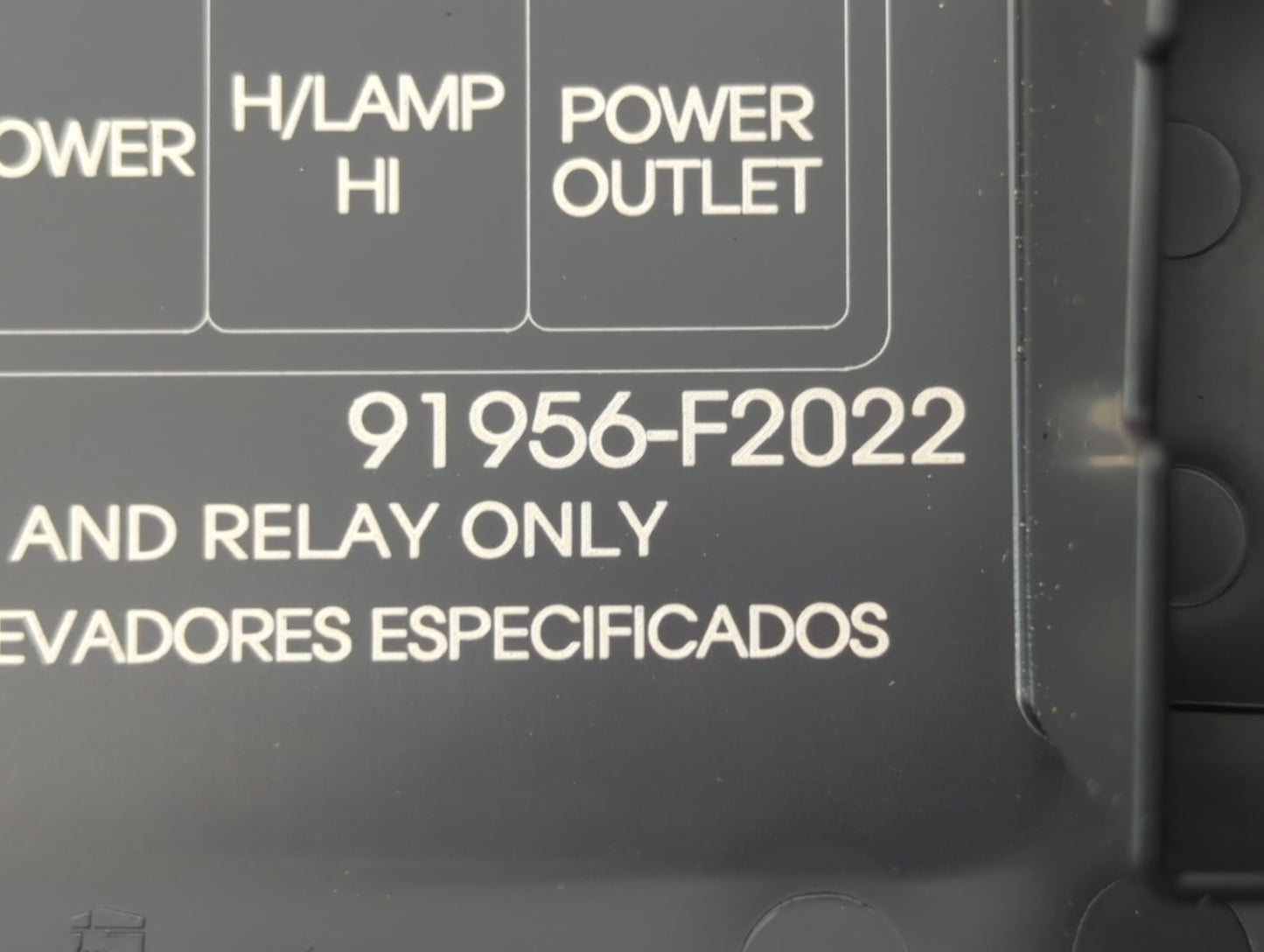 2018 Hyundai Elantra Fusebox Fuse Box Panel Relay Module P/N:91956-F2022 Fits OEM Used Auto Parts - Oemusedautoparts1.com