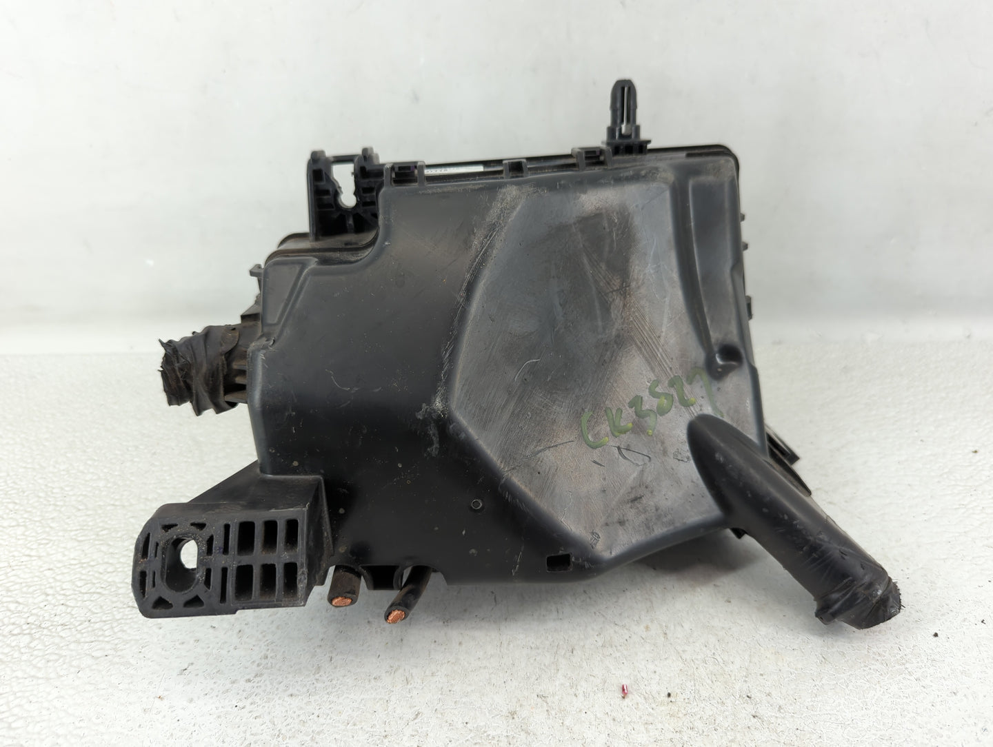 2018 Hyundai Elantra Fusebox Fuse Box Panel Relay Module P/N:91956-F2022 Fits OEM Used Auto Parts - Oemusedautoparts1.com
