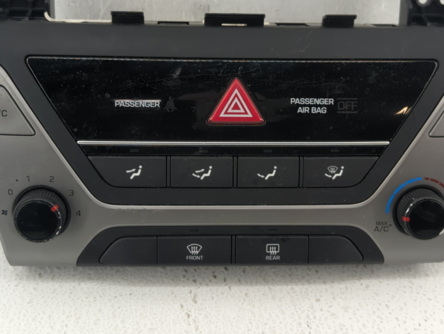 2017-2018 Hyundai Elantra Climate Control Module Temperature AC/Heater Replacement P/N:97250-F20624X Fits Fits 2017 2018 OEM