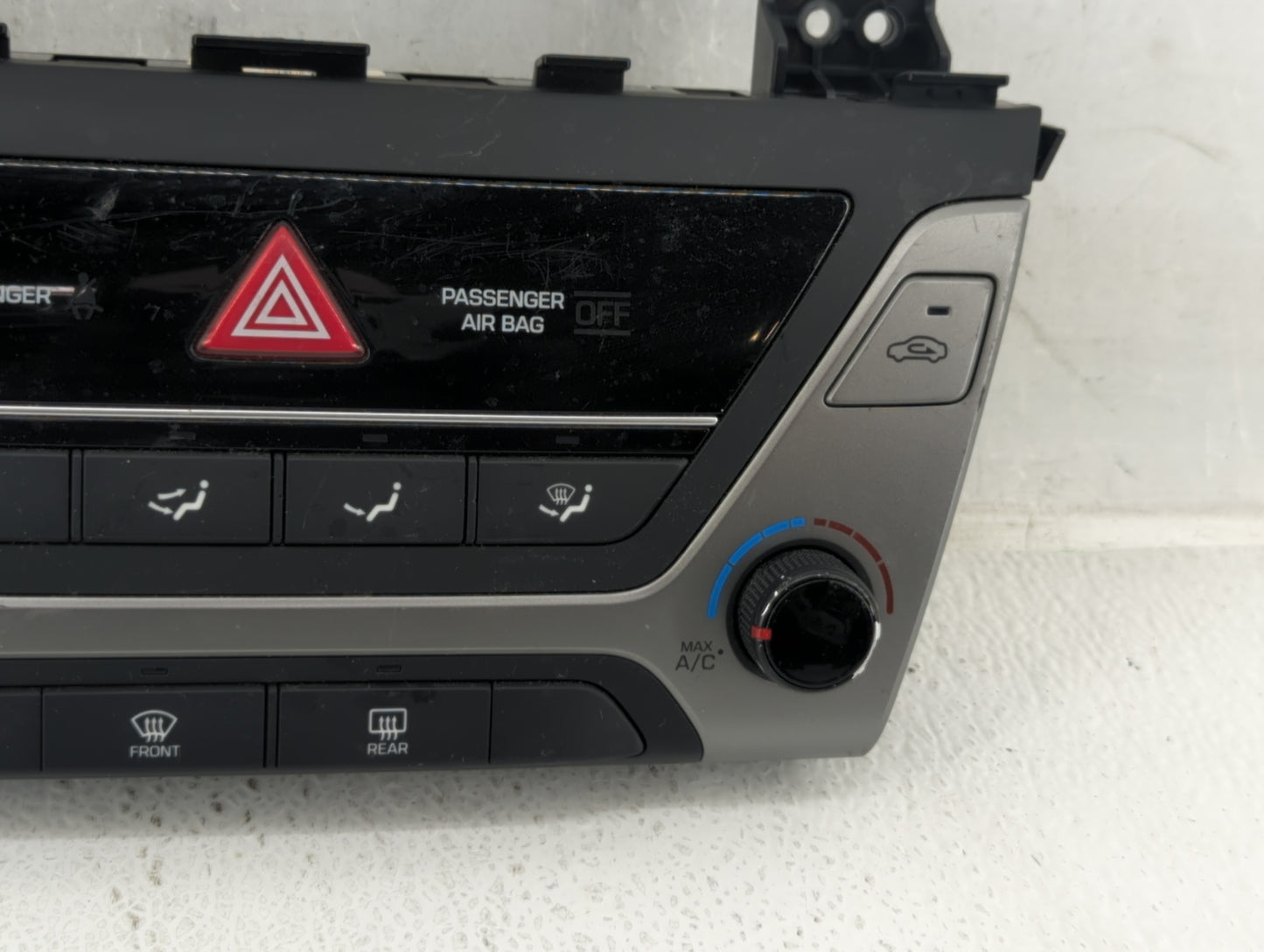 2017-2018 Hyundai Elantra Climate Control Module Temperature AC/Heater Replacement P/N:97250-F20624X Fits Fits 2017 2018 OEM