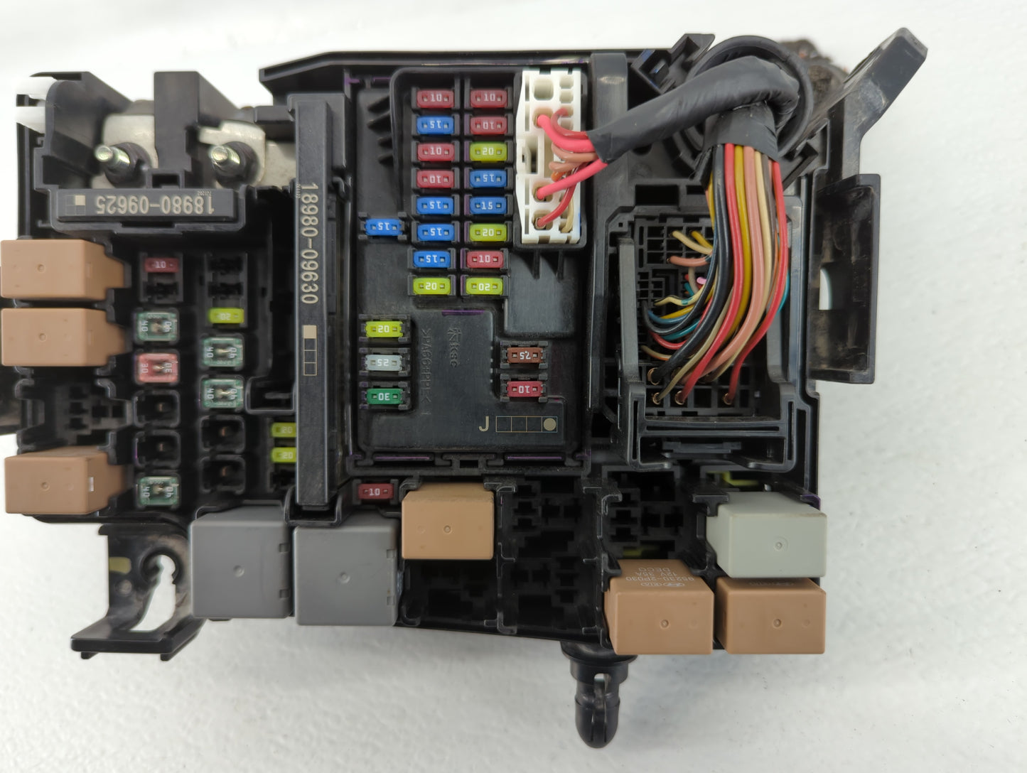 2018 Hyundai Elantra Fusebox Fuse Box Panel Relay Module P/N:91956-F2022 Fits OEM Used Auto Parts - Oemusedautoparts1.com