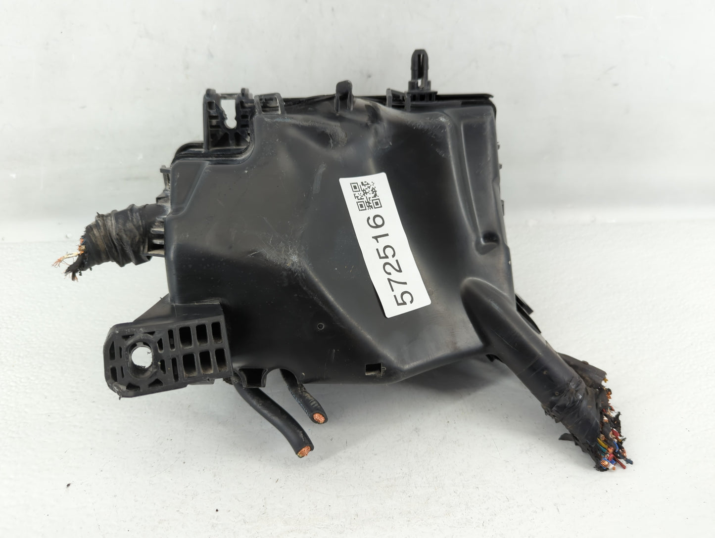 2018 Hyundai Elantra Fusebox Fuse Box Panel Relay Module P/N:91956-F2022 Fits OEM Used Auto Parts - Oemusedautoparts1.com