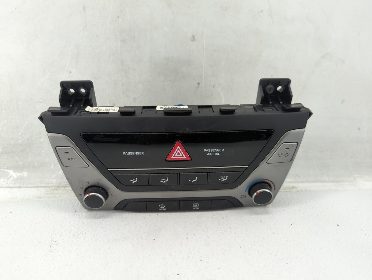 2017-2018 Hyundai Elantra Climate Control Module Temperature AC/Heater Replacement P/N:97250-F20624X Fits Fits 2017 2018 OEM