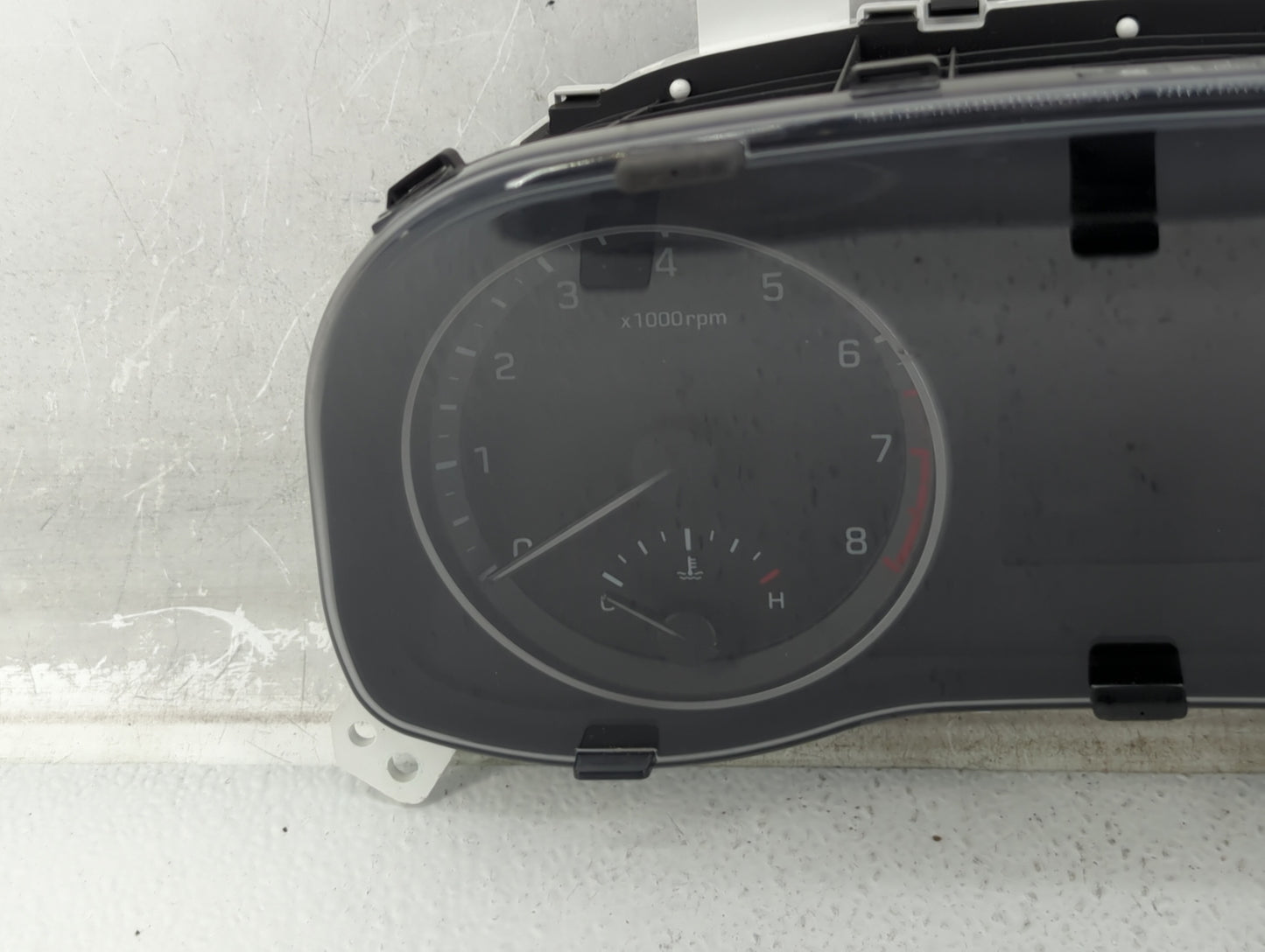 2017-2018 Hyundai Elantra Instrument Cluster Speedometer Gauges P/N:94011-F3012 94001-F3011 Fits Fits 2017 2018 OEM Used Aut