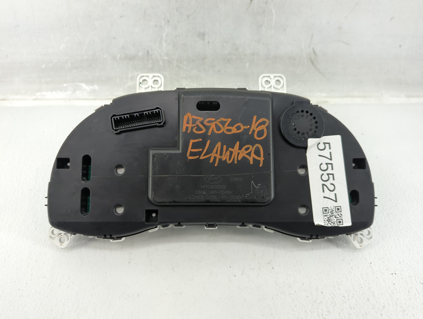 2017-2018 Hyundai Elantra Instrument Cluster Speedometer Gauges P/N:94011-F3012 94001-F3011 Fits Fits 2017 2018 OEM Used Aut