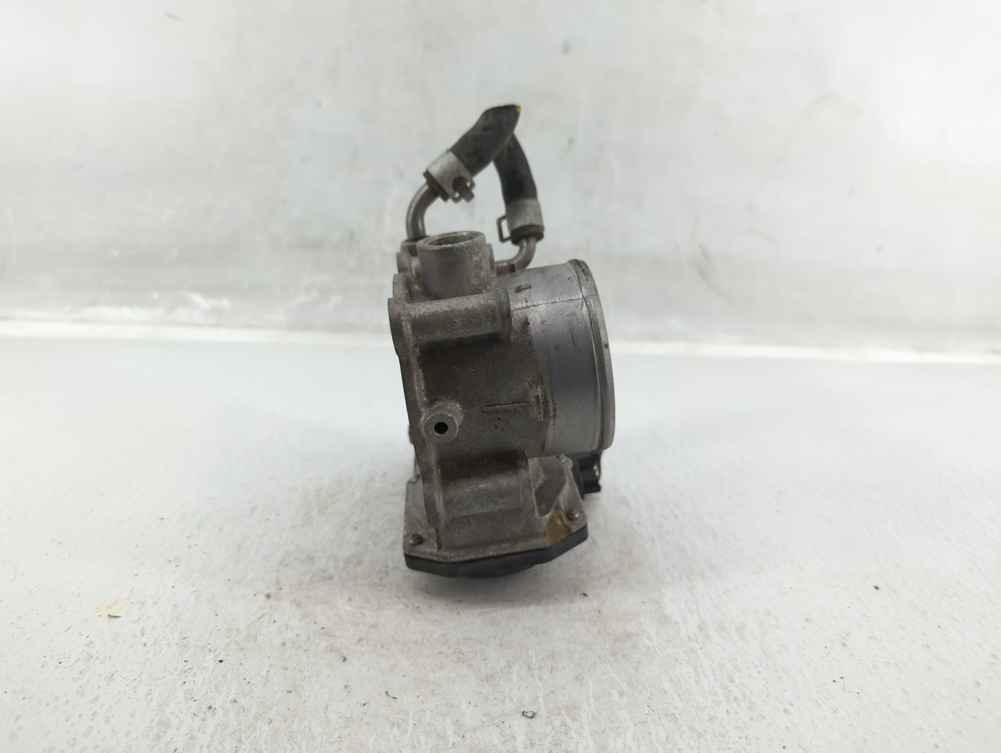 2011-2020 Hyundai Elantra Throttle Body P/N:5323 01B17 35100-2E000 Fits OEM Used Auto Parts - Oemusedautoparts1.com