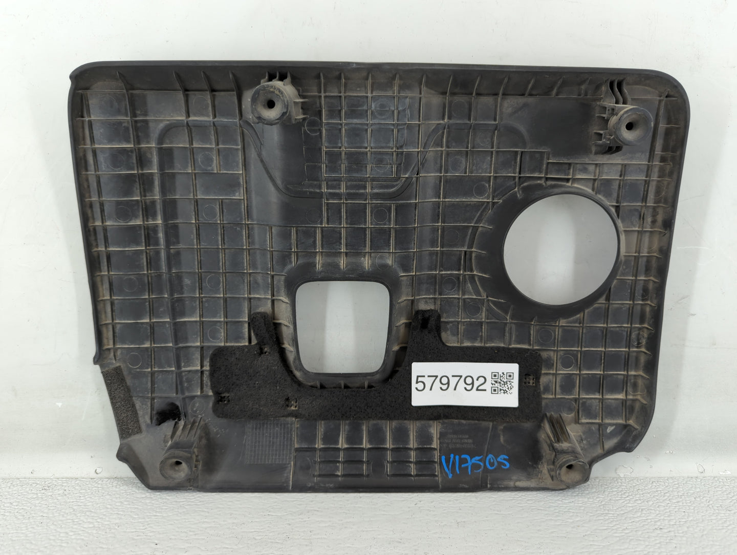 2018 Hyundai Elantra Engine Cover - Oemusedautoparts1.com