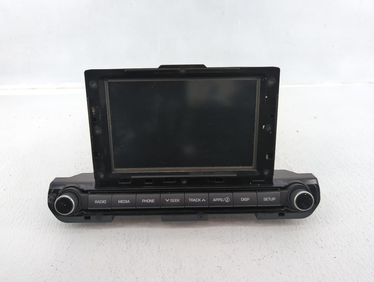 2017-2018 Hyundai Elantra Am Fm Cd Player Radio Receiver 583163 - Oemusedautoparts1.com
