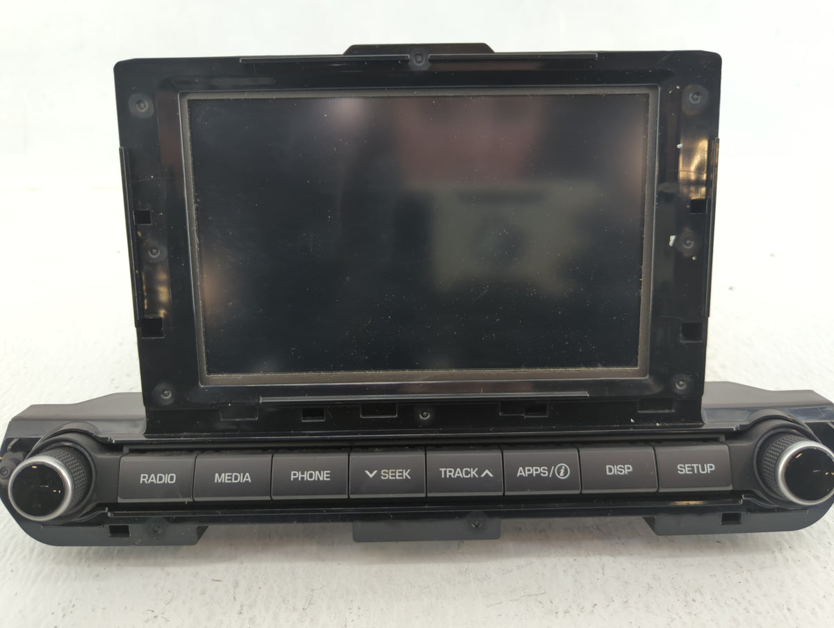 2017-2018 Hyundai Elantra Am Fm Cd Player Radio Receiver 583163 - Oemusedautoparts1.com