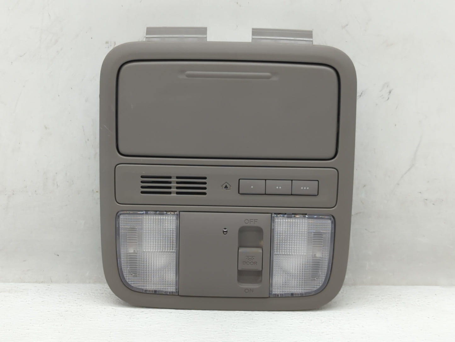 Hyundai Elantra Overhead Roof Console Interior Dome Light - Oemusedautoparts1.com