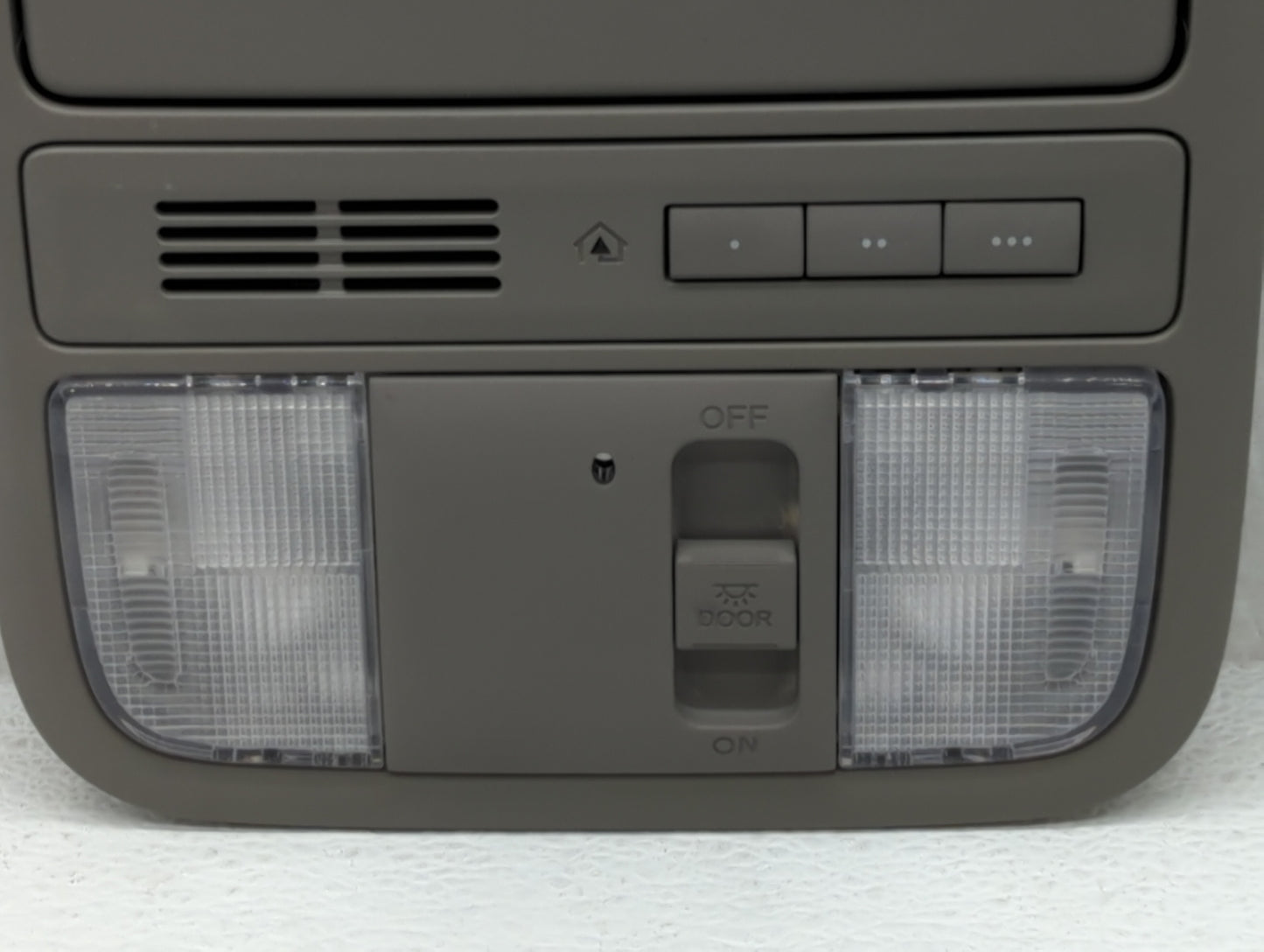 Hyundai Elantra Overhead Roof Console Interior Dome Light - Oemusedautoparts1.com