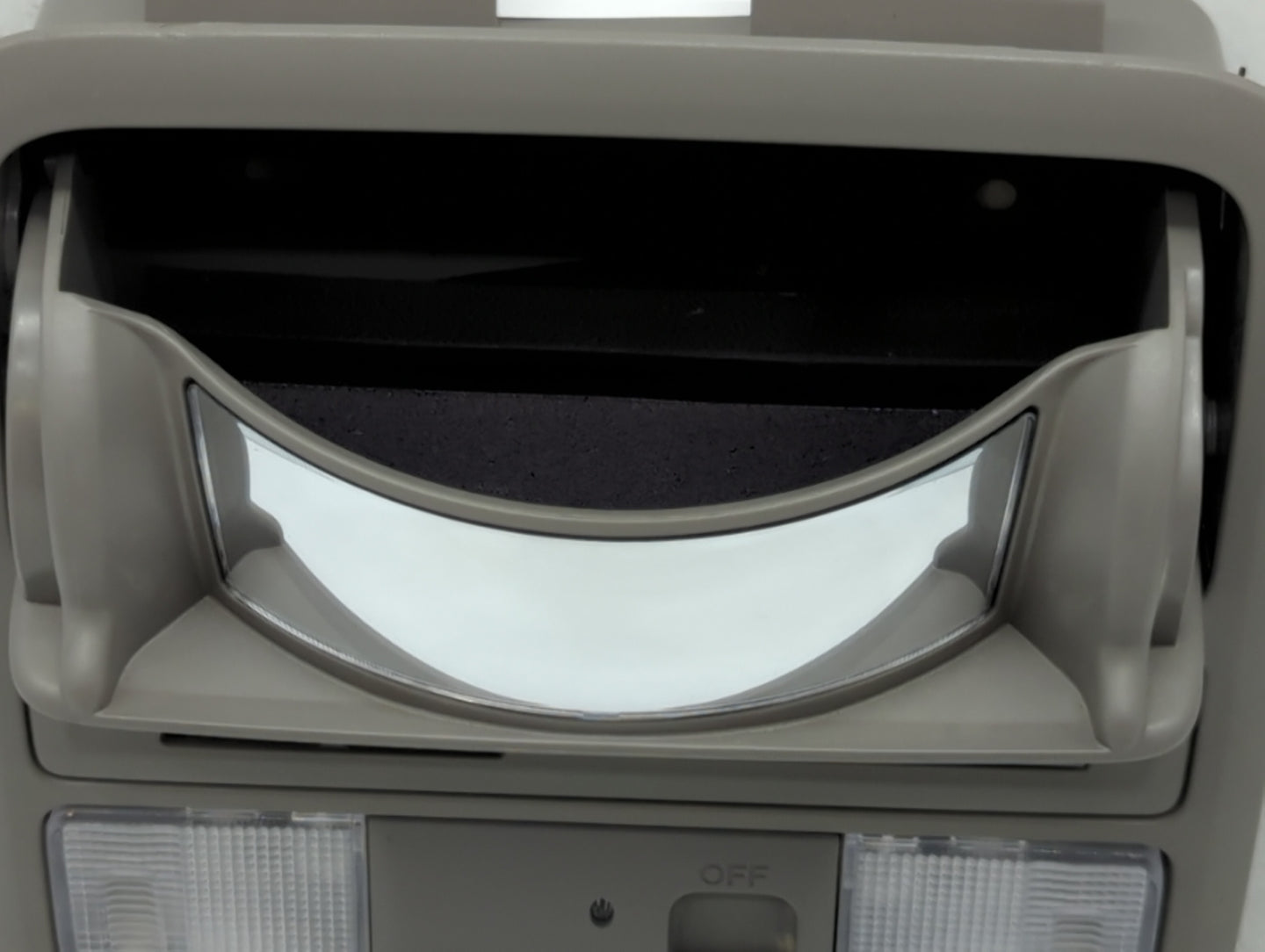 Hyundai Elantra Overhead Roof Console Interior Dome Light - Oemusedautoparts1.com