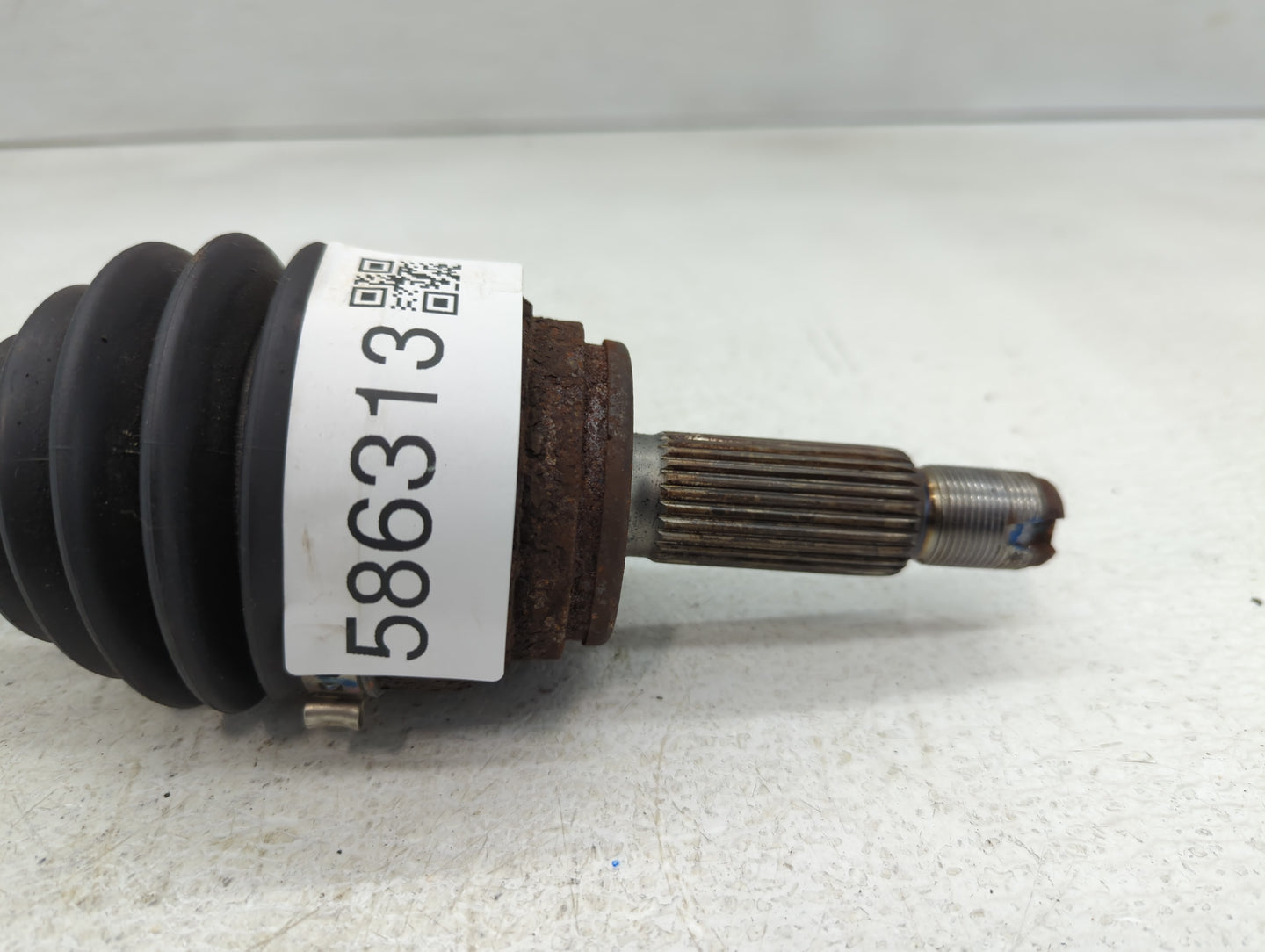 2017-2020 Hyundai Elantra Axle Shaft Front Driver Cv C/v - Oemusedautoparts1.com