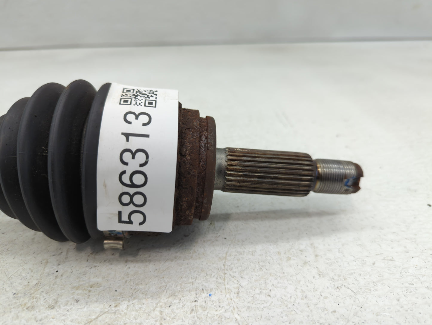2017-2020 Hyundai Elantra Axle Shaft Front Driver Cv C/v - Oemusedautoparts1.com
