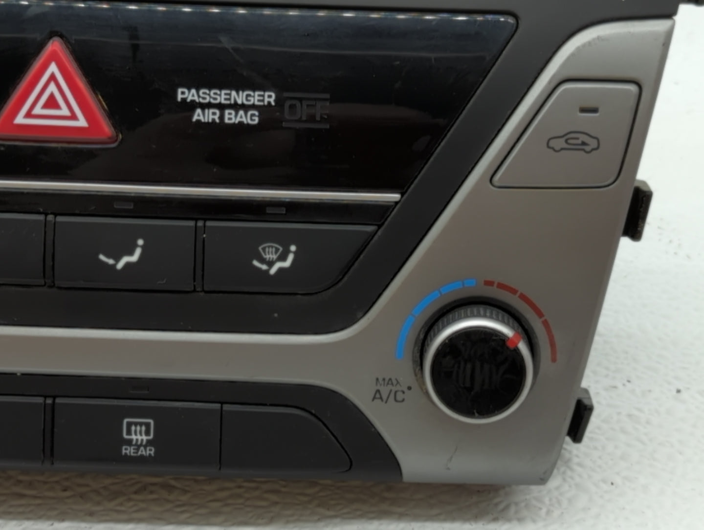 2017-2018 Hyundai Elantra Climate Control Module Temperature AC/Heater Replacement P/N:97250-F20624X Fits Fits 2017 2018 OEM