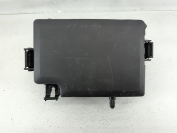 2018 Hyundai Elantra Fusebox Fuse Box Panel Relay Module P/N:VS91200F3535AB Fits OEM Used Auto Parts - Oemusedautoparts1.com