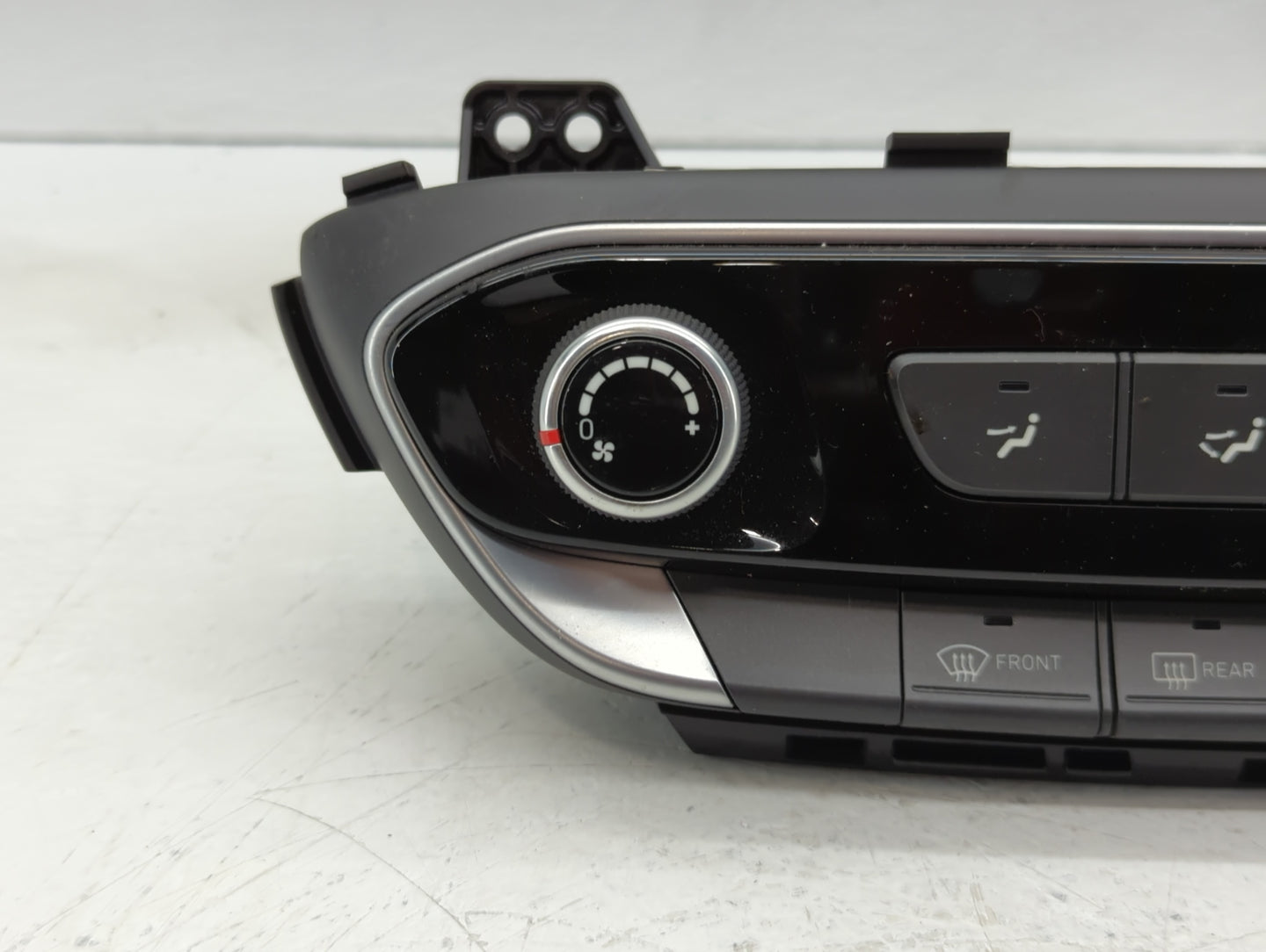 2018-2020 Hyundai Elantra Climate Control Module Temperature AC/Heater Replacement P/N:97250-G3080 Fits Fits 2018 2019 2020 