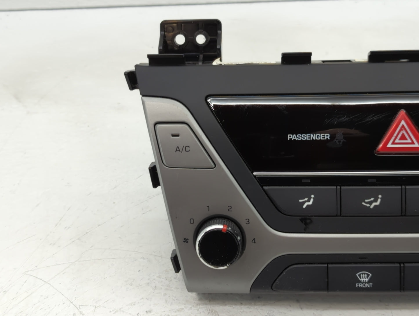 2017-2018 Hyundai Elantra Climate Control Module Temperature AC/Heater Replacement P/N:97250-F20624X Fits Fits 2017 2018 OEM