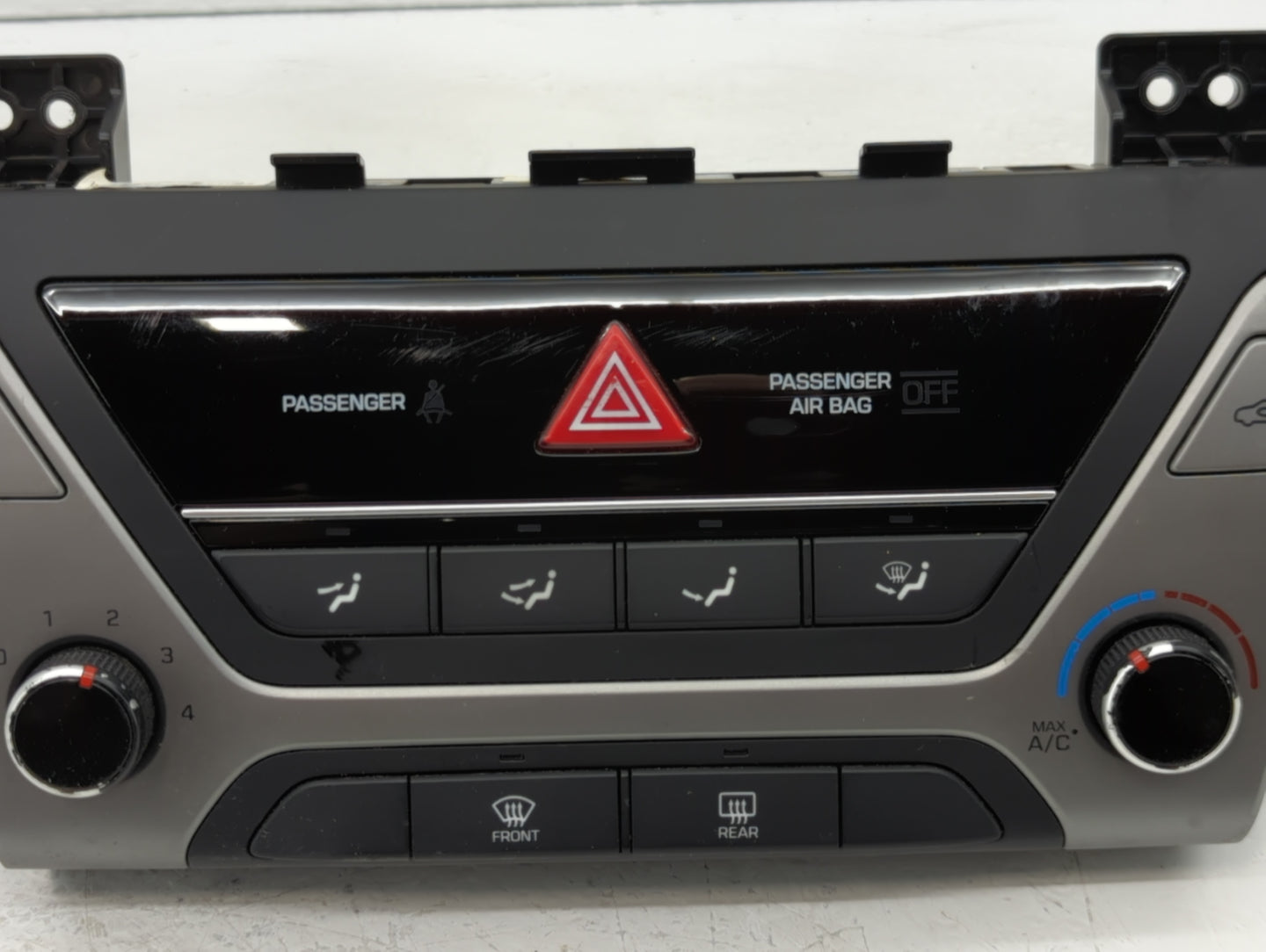 2017-2018 Hyundai Elantra Climate Control Module Temperature AC/Heater Replacement P/N:97250-F20624X Fits Fits 2017 2018 OEM