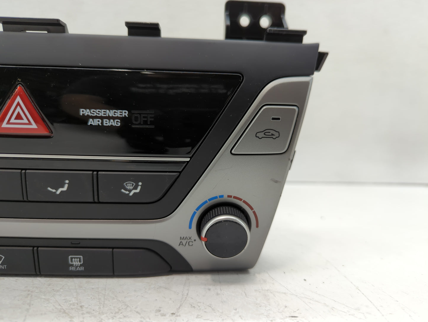 2017-2018 Hyundai Elantra Climate Control Module Temperature AC/Heater Replacement P/N:97250-F20624X Fits Fits 2017 2018 OEM
