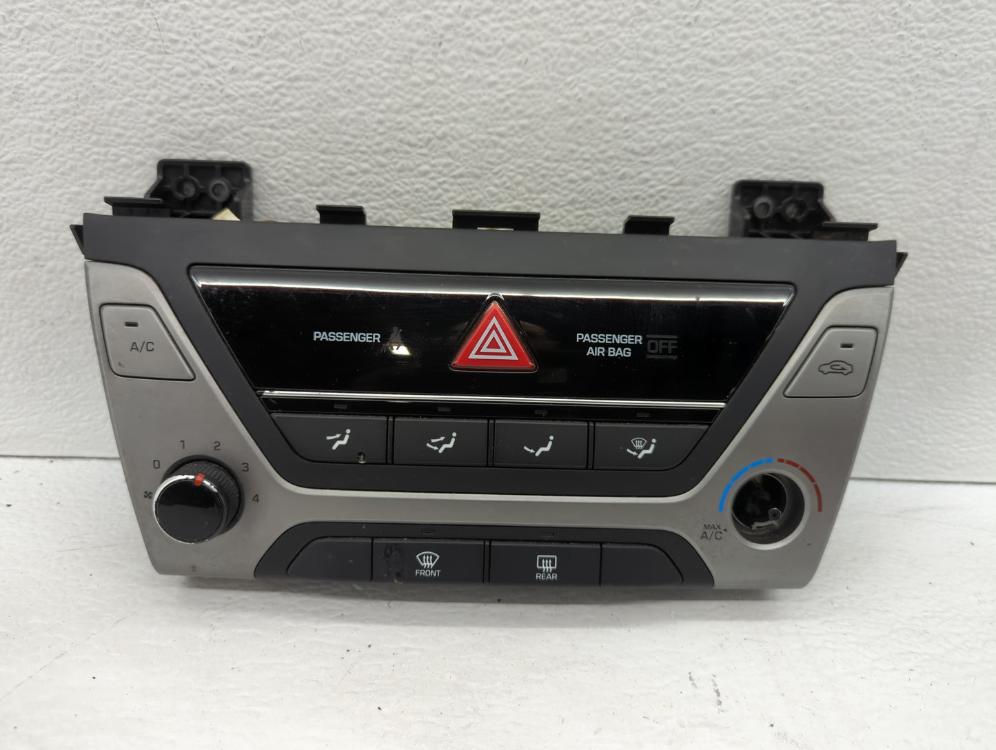 2017-2018 Hyundai Elantra Climate Control Module Temperature AC/Heater Replacement P/N:97250-F20614X Fits Fits 2017 2018 OEM