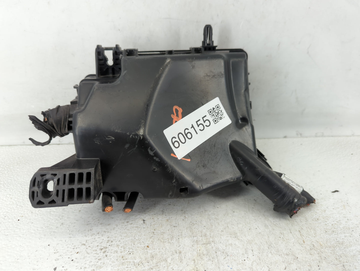 2018 Hyundai Elantra Fusebox Fuse Box Panel Relay Module P/N:91956-F2022 Fits OEM Used Auto Parts - Oemusedautoparts1.com