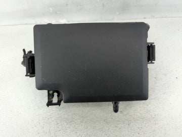 2018 Hyundai Elantra Fusebox Fuse Box Panel Relay Module P/N:VS91200F3535AB Fits OEM Used Auto Parts - Oemusedautoparts1.com